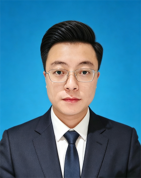 李偲